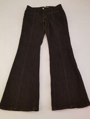 Thread Market Mid-Rise Flare Jeans Star Detail 9/29